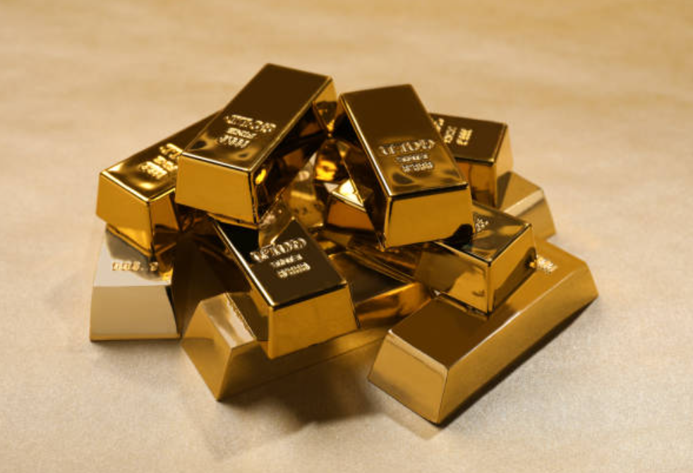 Cheapest Way to Buy Gold for Large Investors: Premium Math for $100K Allocations